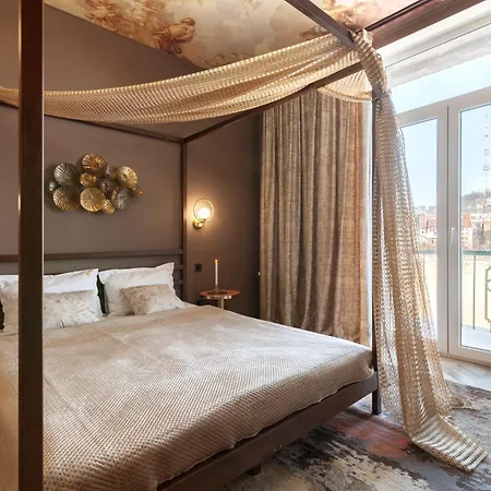 Royal Aparts Multi Lviv