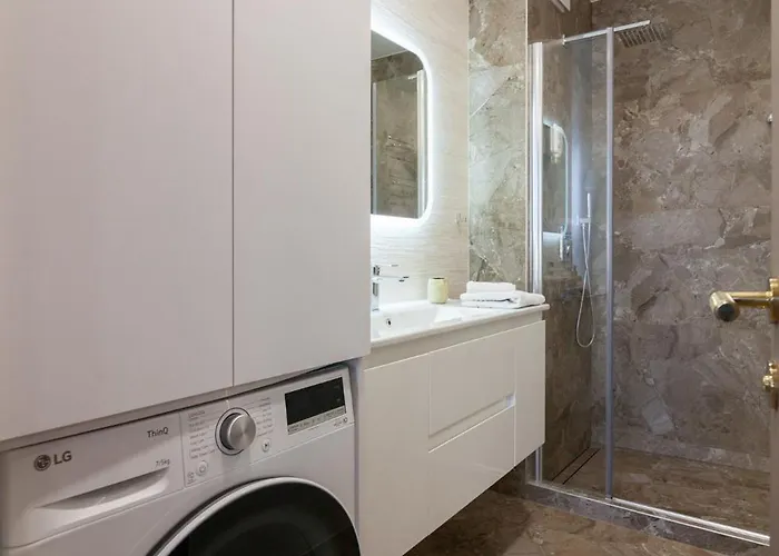 Royal Aparts Multi Lviv